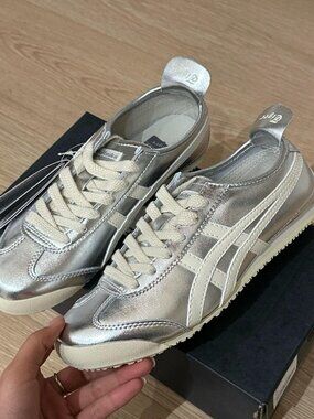 Onitsuka Tiger Mexico 66 Women's Casual Sneakers SILVER/OFF WHITE